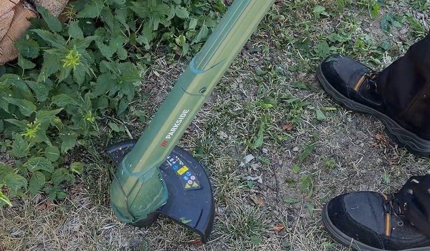 Aku strunová kosačka Parkside PART 20-Li B2