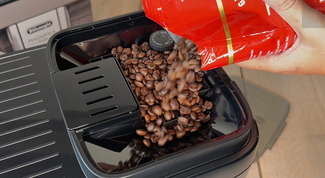 Test a recenzia automatického kávovaru DeLonghi Magnifica Duo
